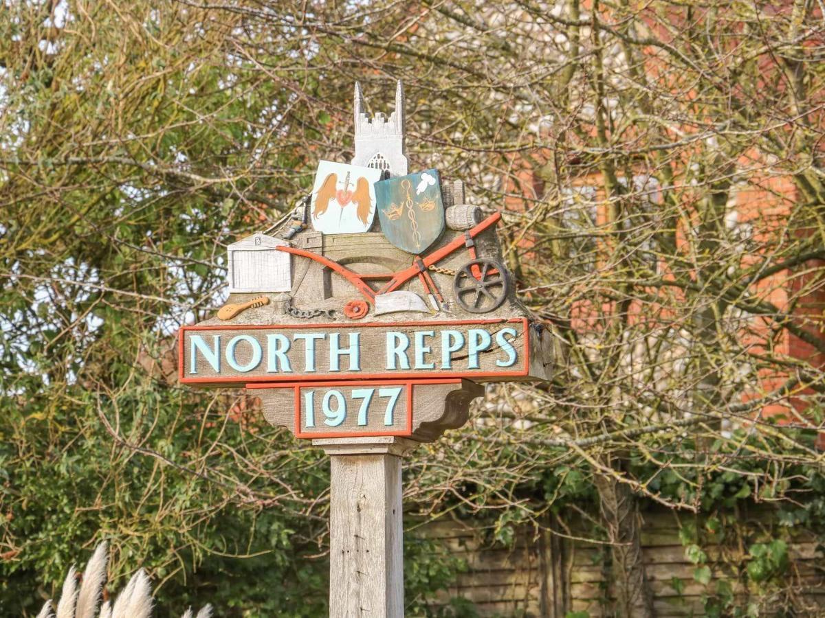 Robins Nest Villa Cromer Bagian luar foto