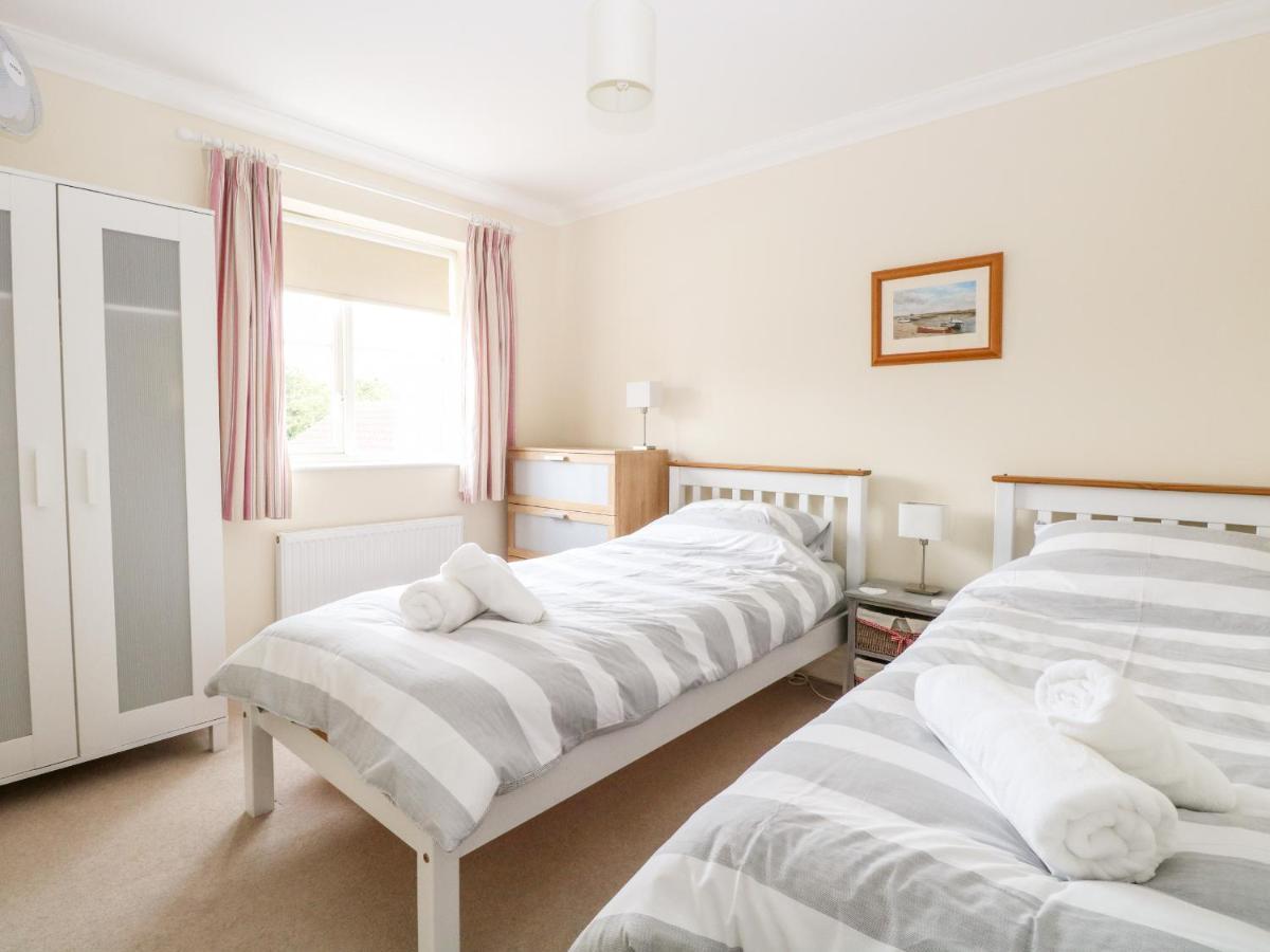 Robins Nest Villa Cromer Bagian luar foto